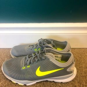 Women’s Nike Training Supreme TR4
